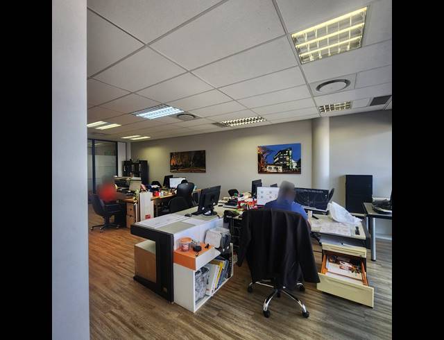 118M² OFFICE FOR SALE IN UMHLANGA CENTRAL